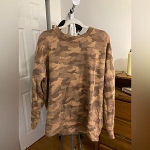 Lululemon Perfectly Oversized Crew US 8 Camo Color